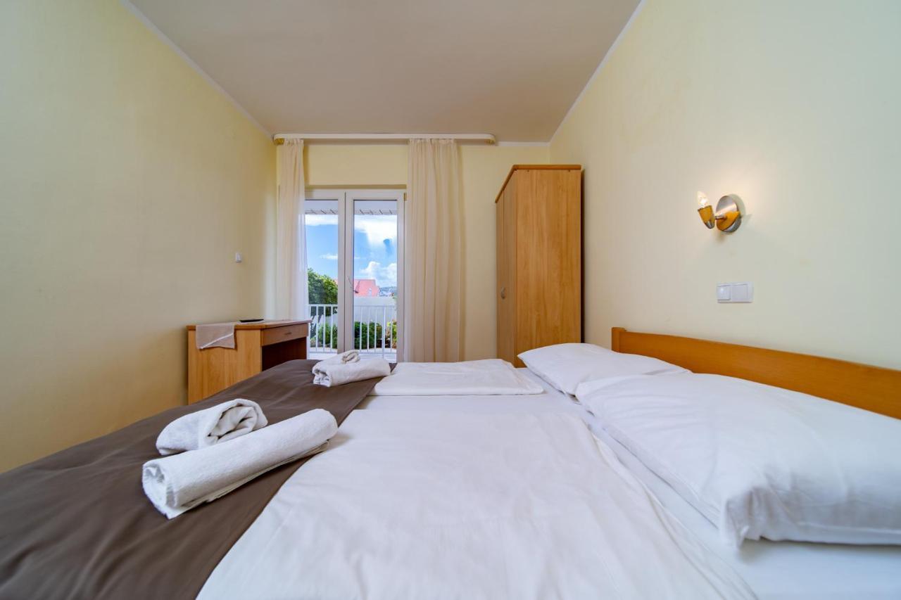 Apartments Stare Brajde Lopar Exterior photo